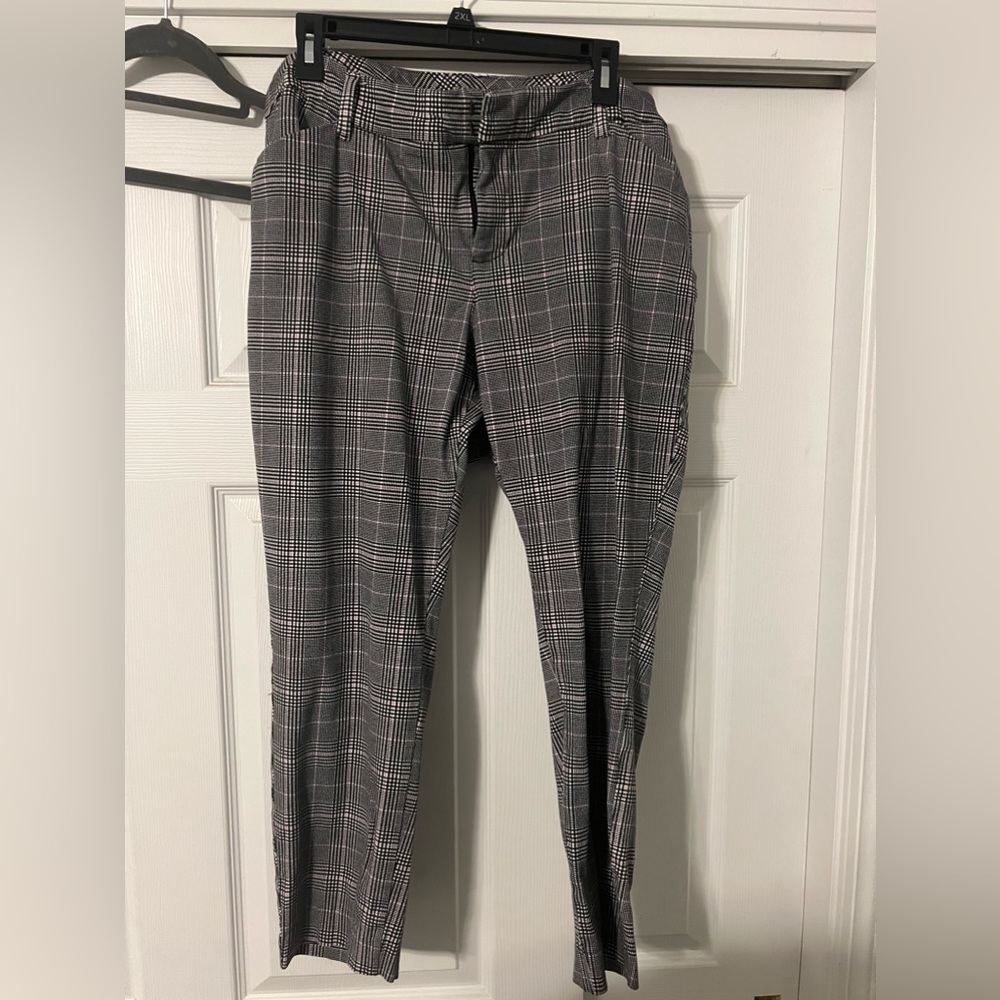 Old Navy Pixie Pants